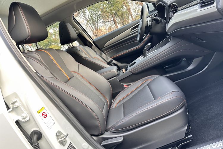 Used Haval F7 2021 1.5T Two-Wheel Drive i-Type Right Front Seat