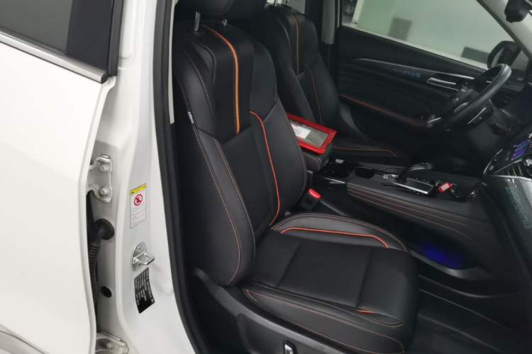 Used Haval F7 2021 1.5T Two-Wheel Drive i-Trend Right Front Seat