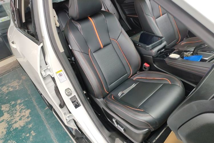 Used Haval F7 2021 2.0T Two-Wheel Drive i-Van Right Front Seat