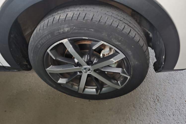 Used Haval F7 2021 1.5T Two-Wheel Drive i-Trend Right Front Wheel Hub