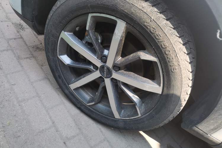 Used Haval F7 2021 1.5T Two-Wheel Drive i-Trend Right Front Wheel Hub