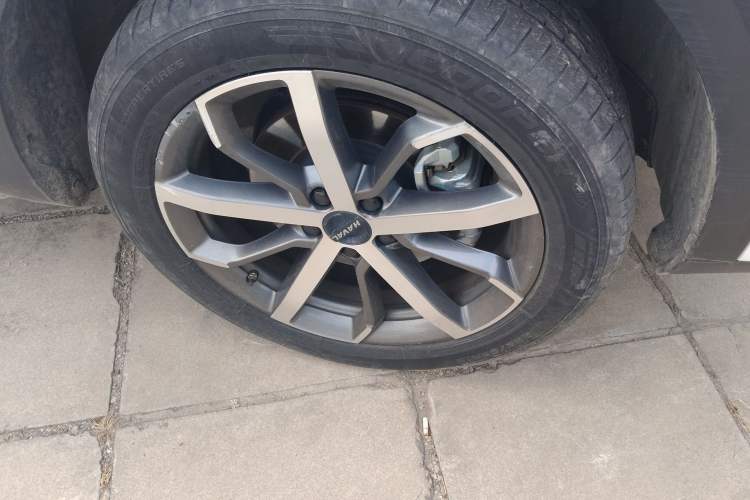 Used Haval F7 2021 1.5T Two-Wheel Drive i-Trend Right Front Wheel Hub
