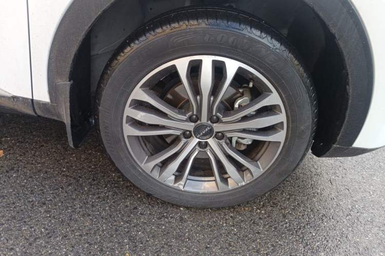 Used Haval F7 2021 2.0T Two-Wheel Drive i-Van Right Front Wheel Hub
