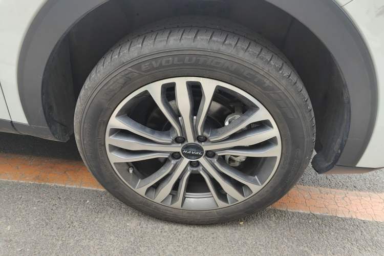 Used Haval F7 2021 2.0T Two-Wheel Drive i-Van Right Front Wheel Hub