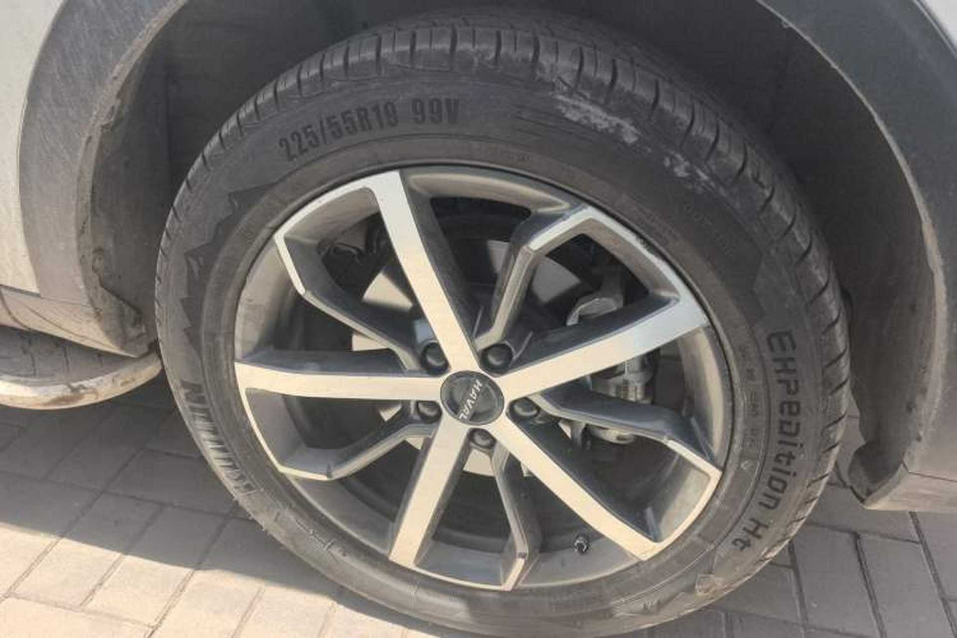 Used Haval F7 2021 1.5T Two-Wheel Drive iXuan Right Front Wheel Hub