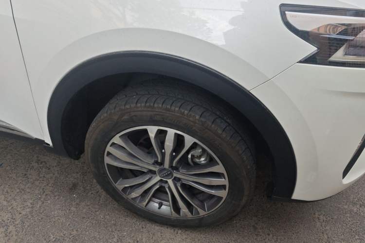 Used Haval F7 2021 2.0T Two-Wheel Drive i-Van Right Front Wheel Hub