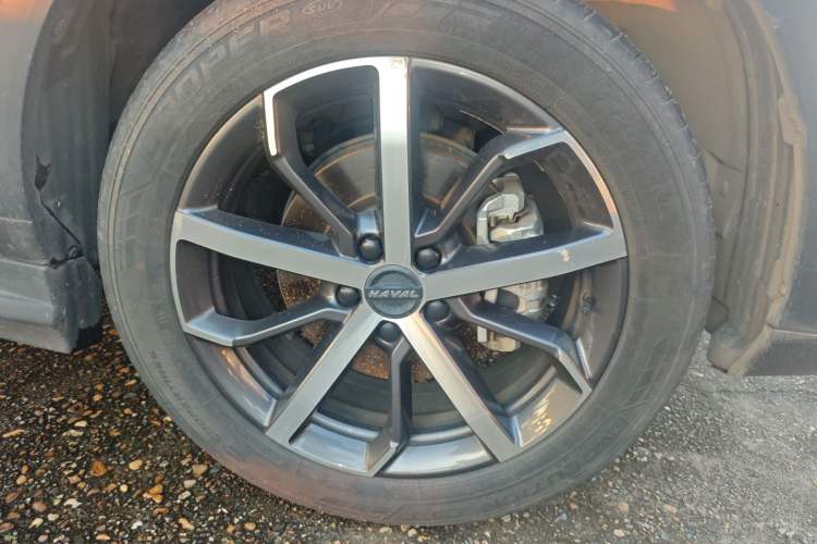Used Haval F7 2021 1.5T Two-Wheel Drive iXuan Right Front Wheel Hub