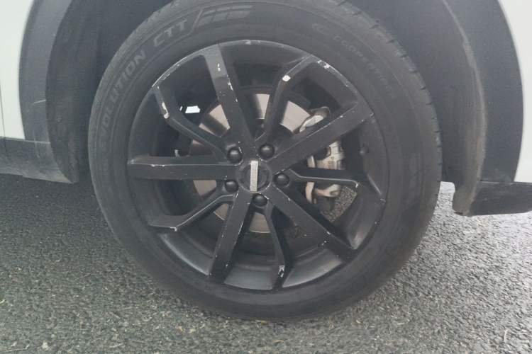 Used Haval F7 2021 1.5T Two-Wheel Drive i-Type Right Front Wheel Hub