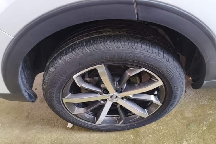 Used Haval F7 2021 1.5T Two-Wheel Drive i-Trend Right Rear Wheel Hub