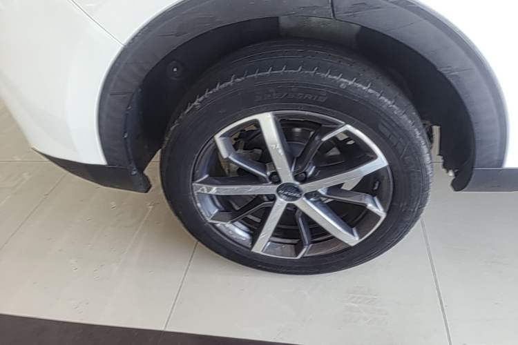 Used Haval F7 2021 1.5T Two-Wheel Drive i-Trend Right Rear Wheel Hub