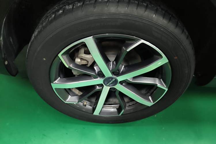 Used Haval F7 2021 1.5T Two-Wheel Drive i-Type Right Rear Wheel Hub