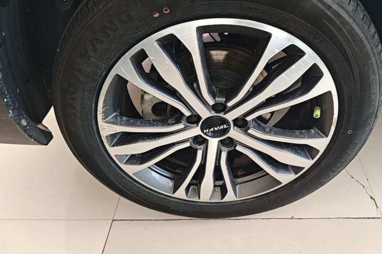 Used Haval F7 2021 2.0T Two-Wheel Drive i-Van Right Rear Wheel Hub