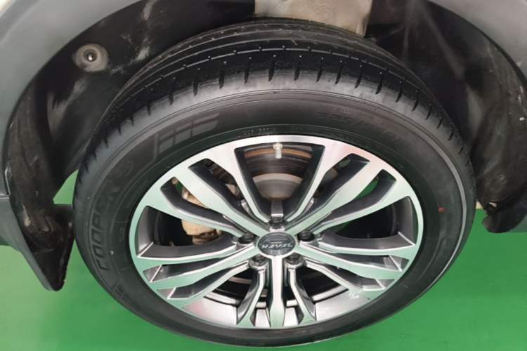 Used Haval F7 2021 2.0T Two-Wheel Drive i-Active Right Rear Wheel Hub