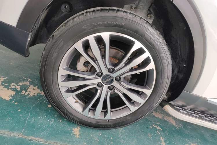 Used Haval F7 2021 2.0T Two-Wheel Drive i-Van Right Rear Wheel Hub