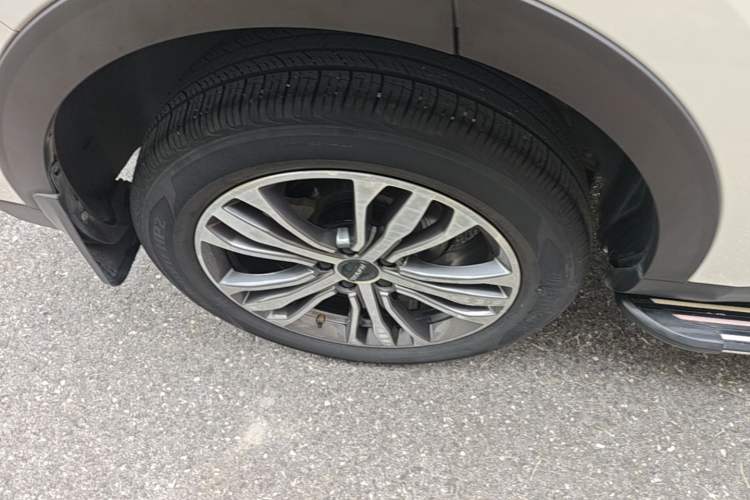 Used Haval F7 2021 2.0T Two-Wheel Drive i-Active Right Rear Wheel Hub