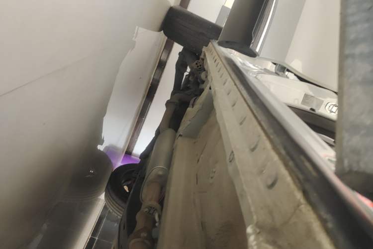Used Haval F7 2021 1.5T Two-Wheel Drive iXuan Right Side Sill