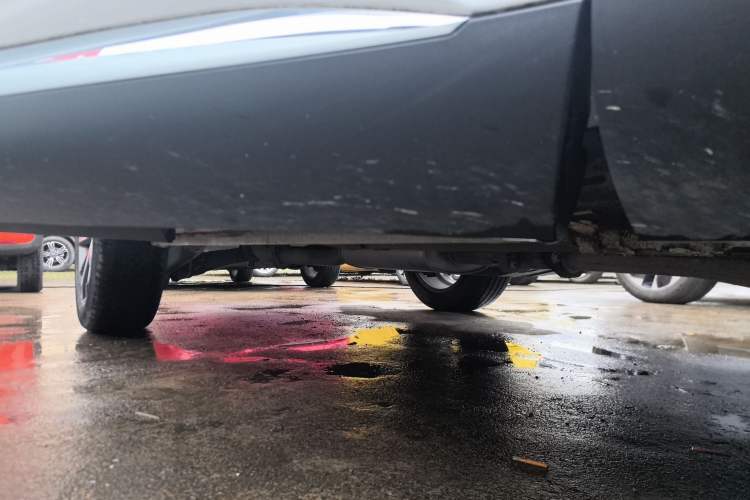 Used Haval F7 2021 1.5T Two-Wheel Drive iXuan Right Side Sill