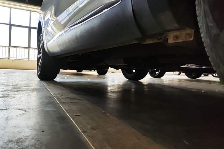 Used Haval F7 2021 1.5T Two-Wheel Drive iXuan Right Side Sill