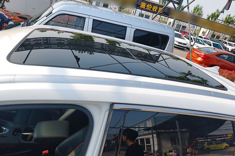 Used Haval F7 2021 1.5T Two-Wheel Drive iXuan Roof