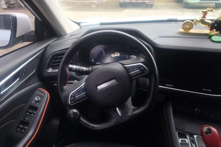 Used Haval F7 2021 2.0T Two-Wheel Drive i-Van Steering Wheel