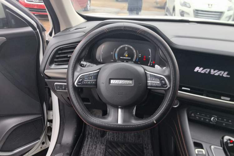 Used Haval F7 2021 1.5T Two-Wheel Drive iXuan Steering Wheel