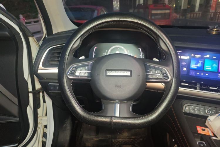 Used Haval F7 2021 1.5T Two-Wheel Drive iXuan Steering Wheel