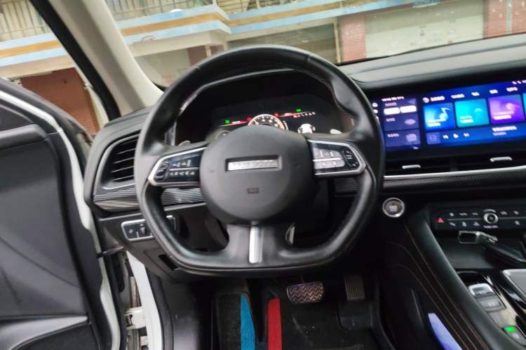 Used Haval F7 2021 2.0T Two-Wheel Drive i-Van Steering Wheel