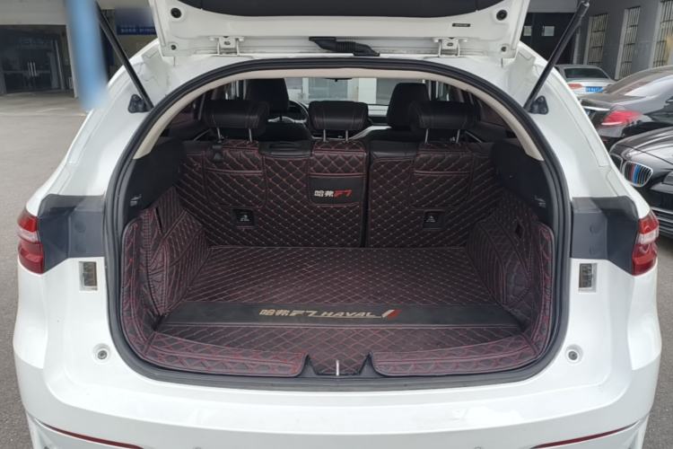 Used Haval F7 2021 2.0T Two-Wheel Drive i-Active Trunk