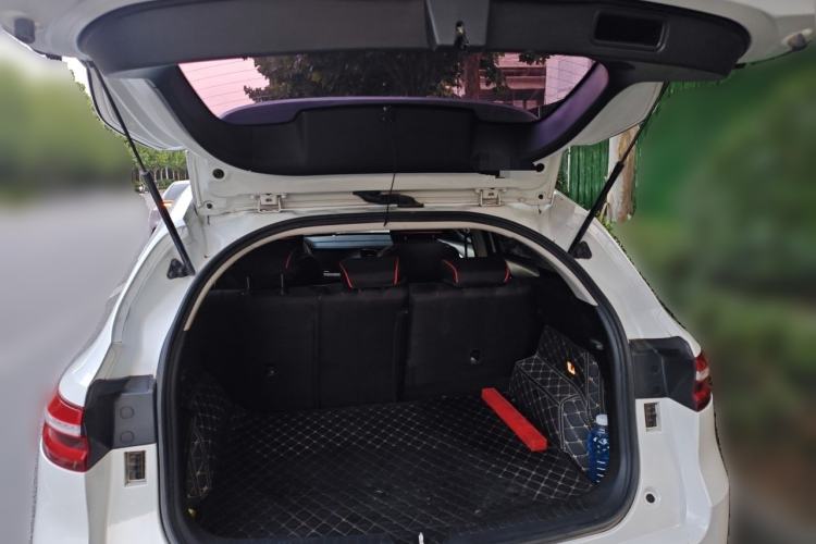 Used Haval F7 2021 1.5T Two-Wheel Drive i-Trend Trunk
