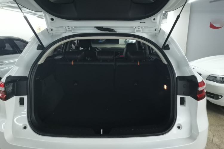 Used Haval F7 2021 2.0T Two-Wheel Drive i-Van Trunk