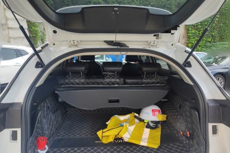 Used Haval F7 2021 1.5T Two-Wheel Drive i-Type Trunk