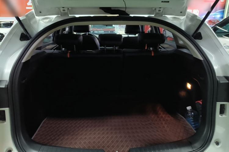 Used Haval F7 2021 1.5T Two-Wheel Drive i-Type Trunk