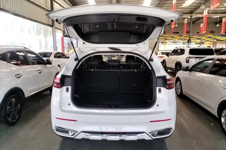 Used Haval F7 2021 1.5T Two-Wheel Drive i-Type Trunk