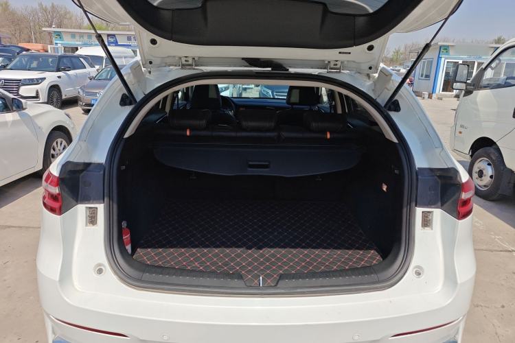 Used Haval F7 2021 2.0T All-Wheel Drive iJoy Trunk