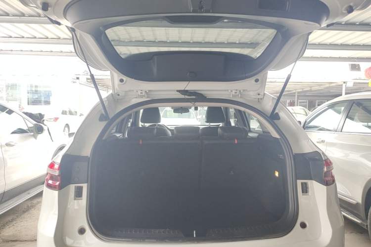 Used Haval F7 2021 1.5T Two-Wheel Drive i-Type Trunk