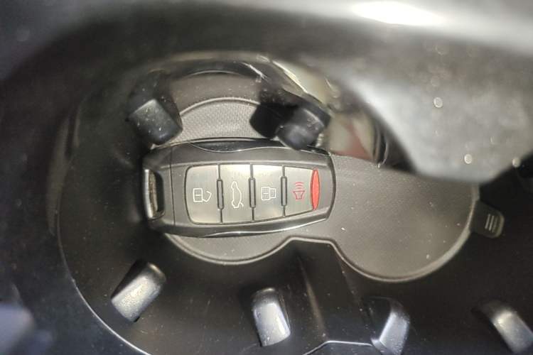 Used Haval F7 2021 1.5T Two-Wheel Drive i-Trend Vehicle Key