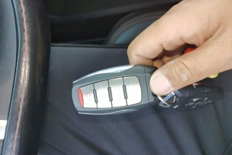 Used Haval F7 2021 2.0T Two-Wheel Drive i-Van Vehicle Key