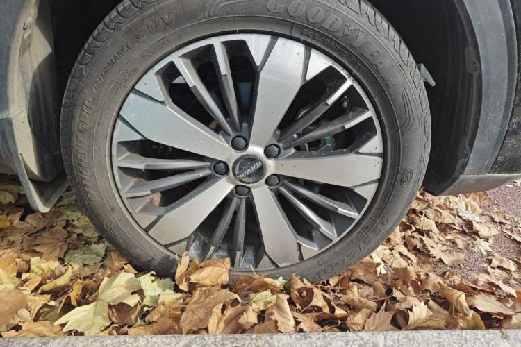 Used Haval F7x 2021 2.0T Two-Wheel Drive Intelligent Technology Edition Right Front Wheel Hub