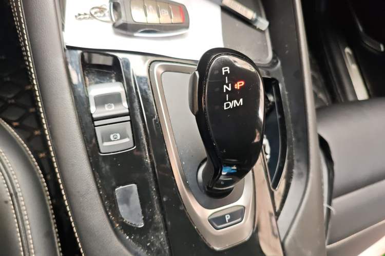 Used Haval F7x 2021 1.5T Two-Wheel Drive Smart & Trendy Edition Gear Lever