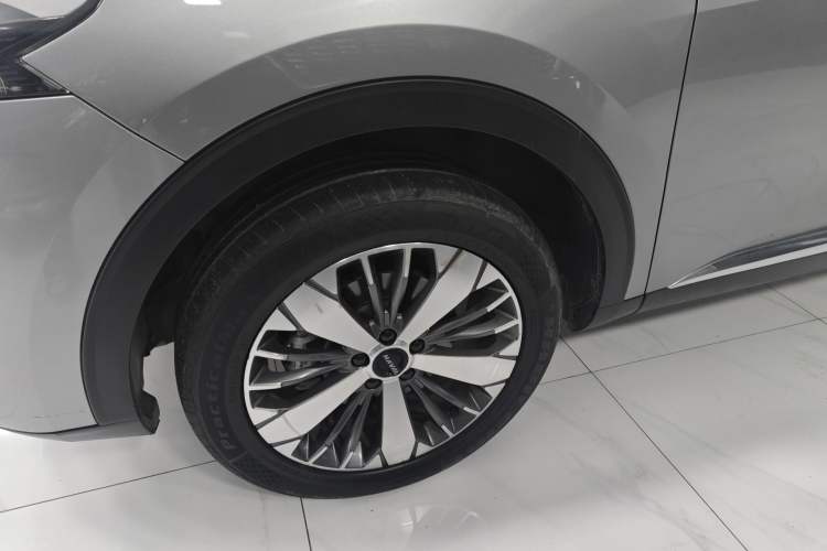 Used Haval F7x 2021 1.5T Two-Wheel Drive Smart & Trendy Edition Left Front Wheel Hub