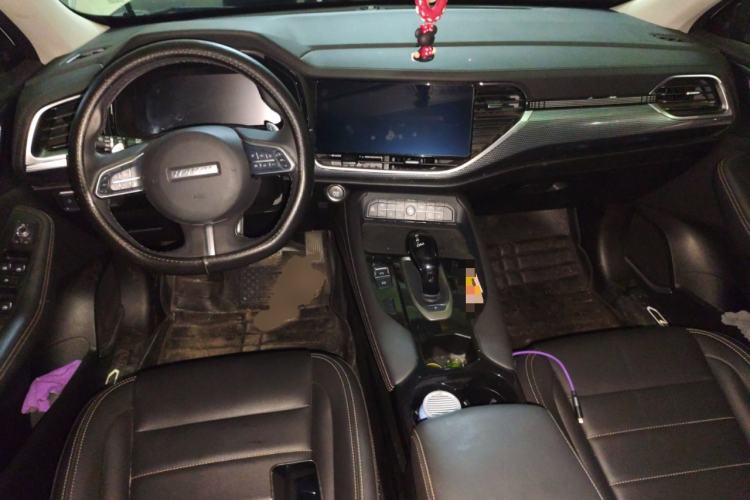 Used Haval F7x 2021 1.5T Two-Wheel Drive Smart & Trendy Edition Center Console