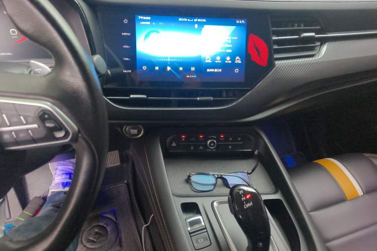 Used Haval F7x 2019 1.5T Two-Wheel Drive Smart & Trendy Edition Audio And AC Panel