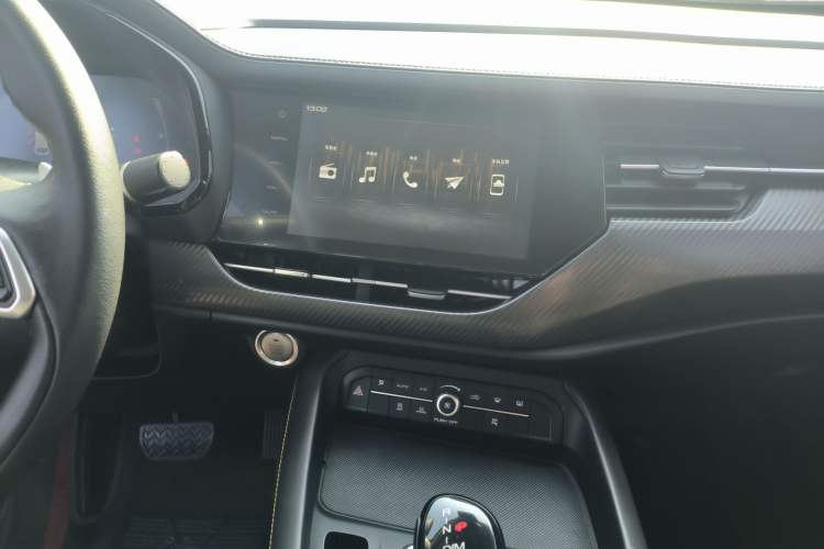Used Haval F7x 2019 1.5T Two-Wheel Drive Smart & Trendy Edition Audio And AC Panel