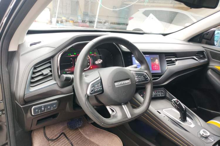 Used Haval F7x 2019 2.0T Two-Wheel Drive Intelligent Technology Edition Center Console