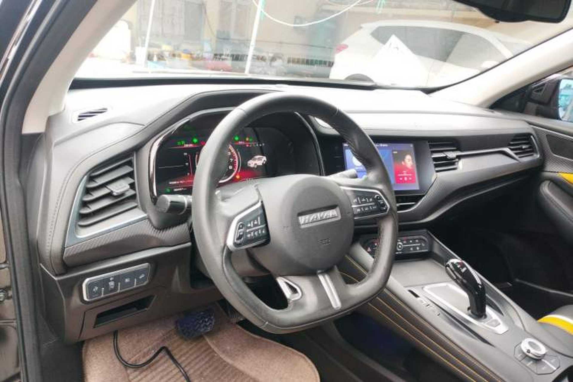 Used Haval F7x 2019 2.0T Two-Wheel Drive Intelligent Technology Edition Center Console