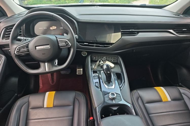 Used Haval F7x 2019 2.0T Two-Wheel Drive Intelligent Technology Edition Center Console