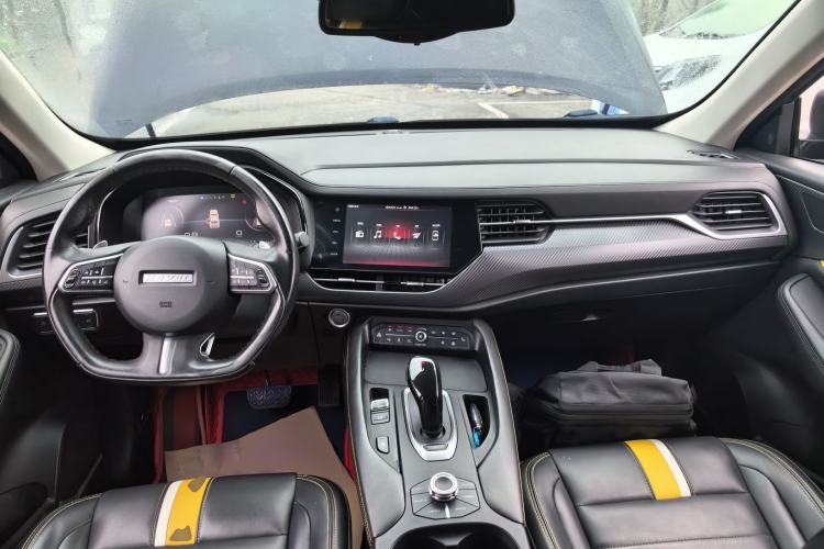 Used Haval F7x 2019 1.5T Two-Wheel Drive Intelligent Technology Edition Center Console