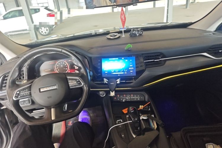Used Haval F7x 2019 2.0T Two-Wheel Drive Intelligent Technology Edition Center Console