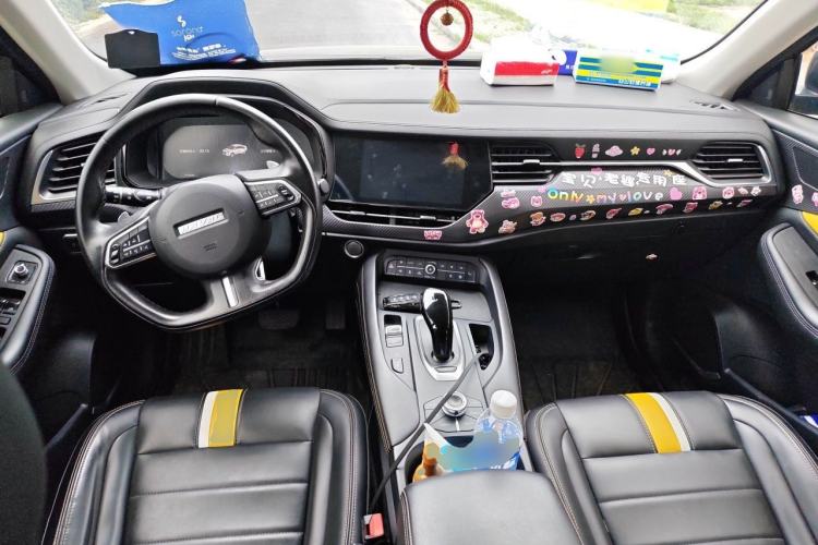 Used Haval F7x 2019 1.5T Two-Wheel Drive Intelligent Technology Edition Center Console