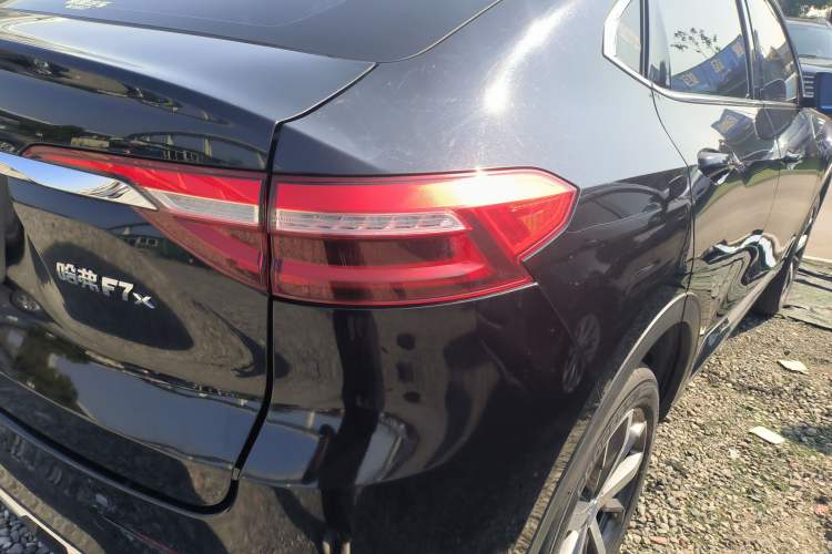 Used Haval F7x 2019 1.5T Two-Wheel Drive Smart & Trendy Edition Exterior 6